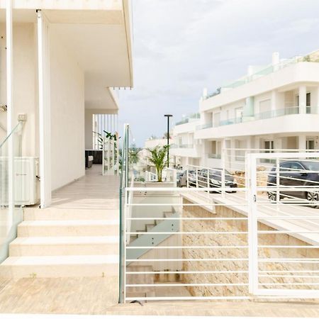 Апартаменты Apulialux Seaview Prestige Apt / Jacuzzi + Parking Полиньяно-а-Маре Экстерьер фото