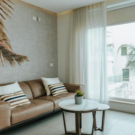 Апартаменты Apulialux Seaview Prestige Apt / Jacuzzi + Parking Полиньяно-а-Маре Экстерьер фото