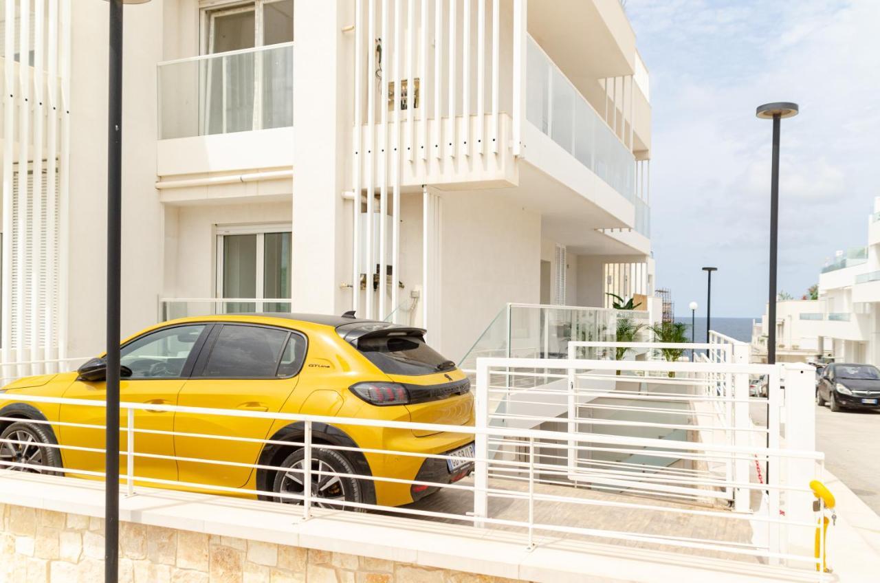 Апартаменты Apulialux Seaview Prestige Apt / Jacuzzi + Parking Полиньяно-а-Маре Экстерьер фото